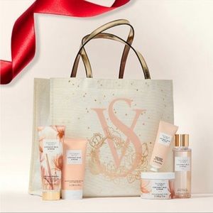 VICTORIA'S SECRET The Calm Ritual Kit womens Valentines Giftset bombshell fragra